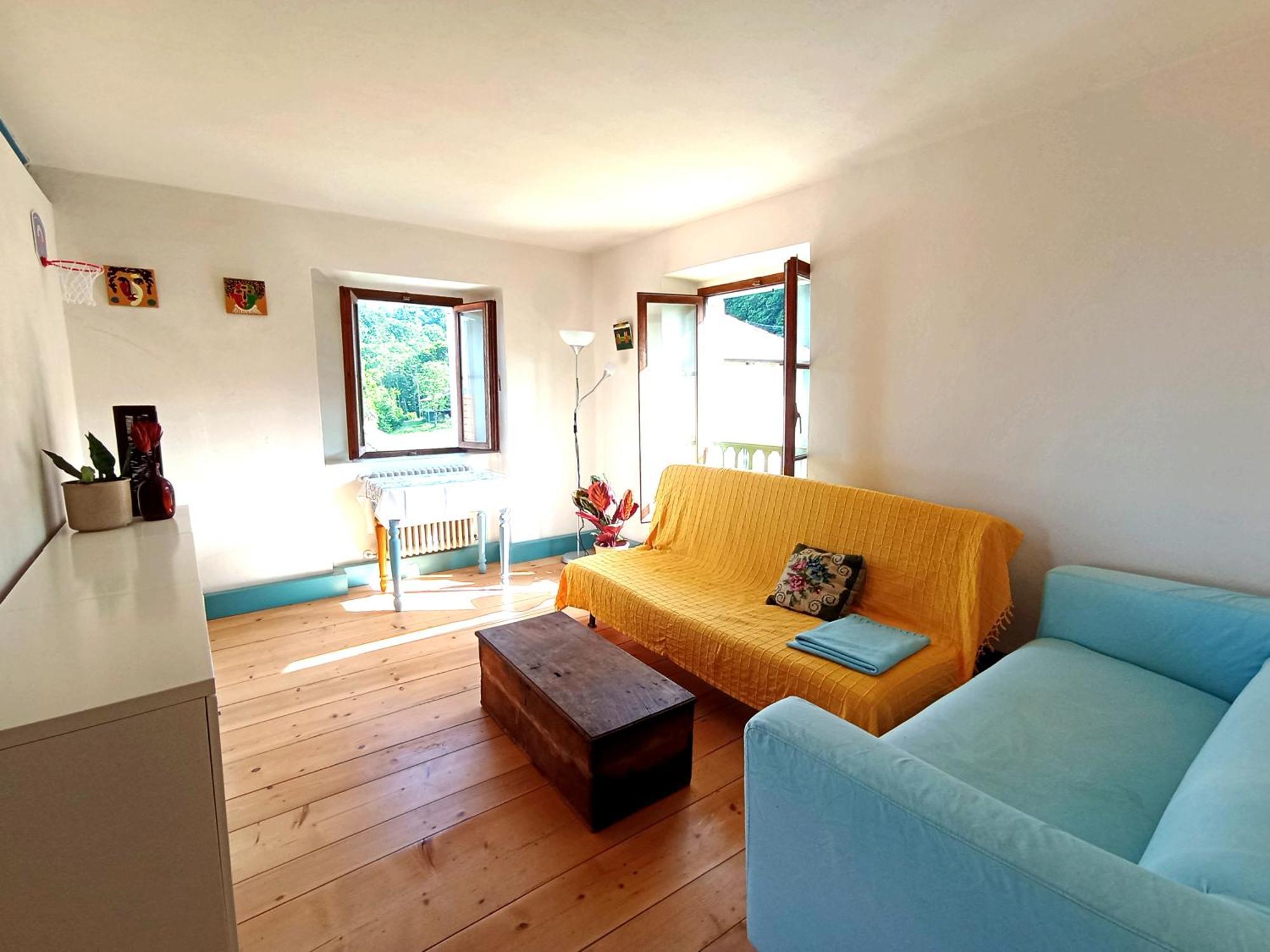 Appartamento Storico Con Giardino Soleggiato - B&B Via Rinaldi Arto Centonara Exteriör bild