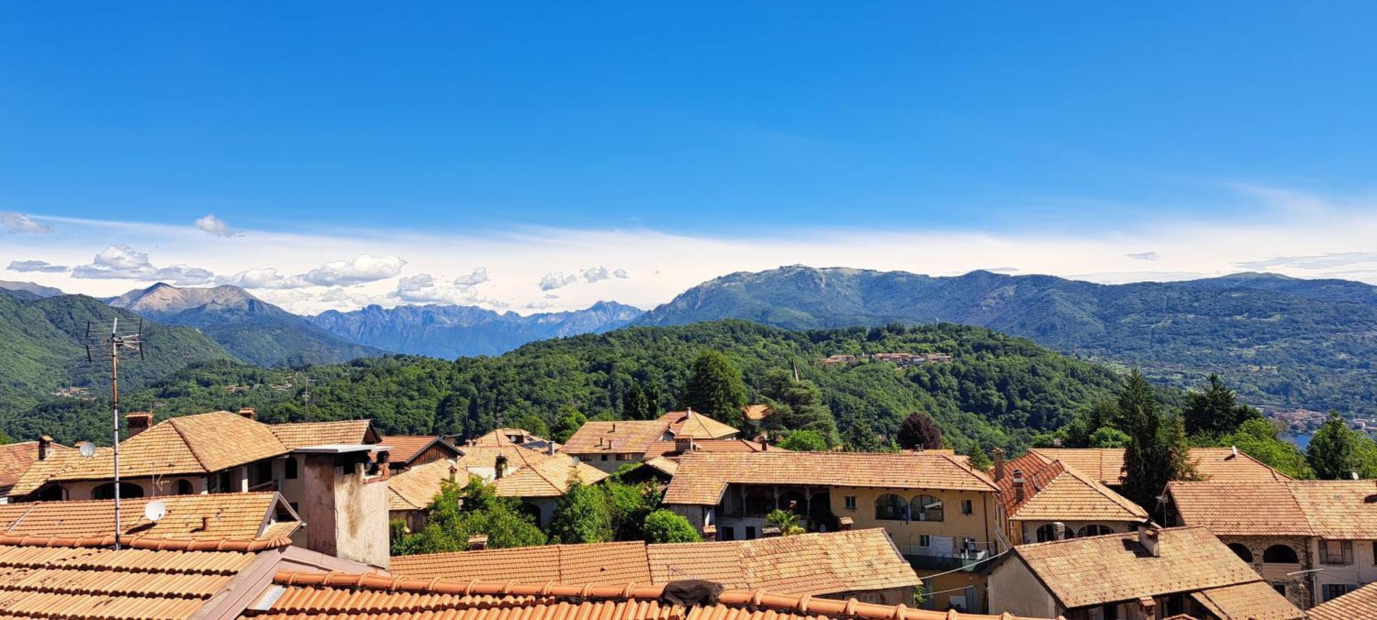Appartamento Storico Con Giardino Soleggiato - B&B Via Rinaldi Arto Centonara Exteriör bild
