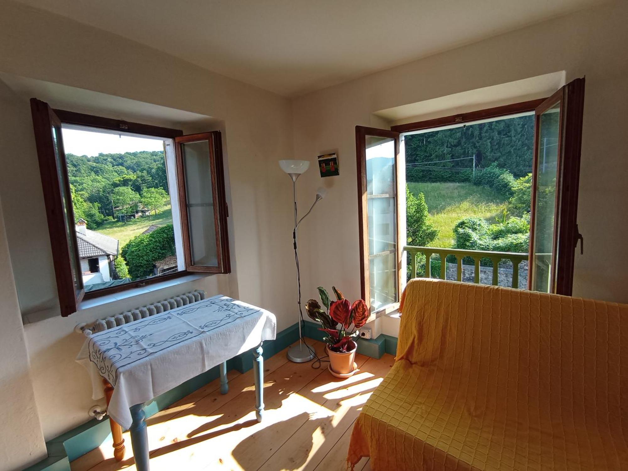 Appartamento Storico Con Giardino Soleggiato - B&B Via Rinaldi Arto Centonara Exteriör bild